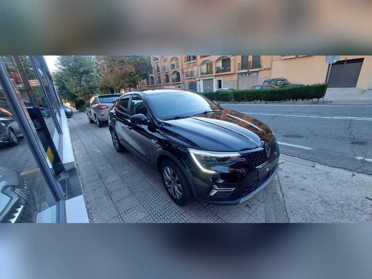 Renault Arkana 140CV  foto 13